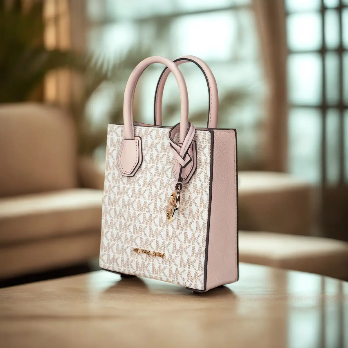 Michael Kors Mercer Ultra Small Pvc Presbyterian With Leather Women'S Hand-Held Crossbody Shopping Bag - Image 2